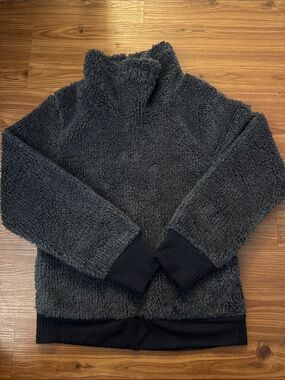BRAND NEW girl youth diadora teddy fleece pullover thick sweater size S